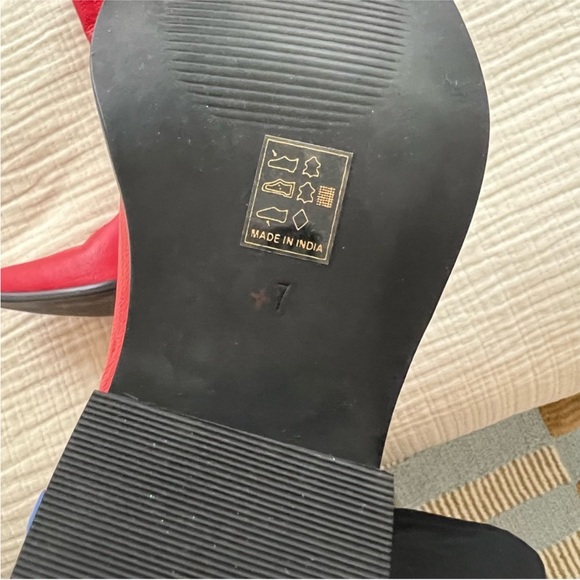 Urban Outfitters Red Cowboy Boots - Picture 4 of 4